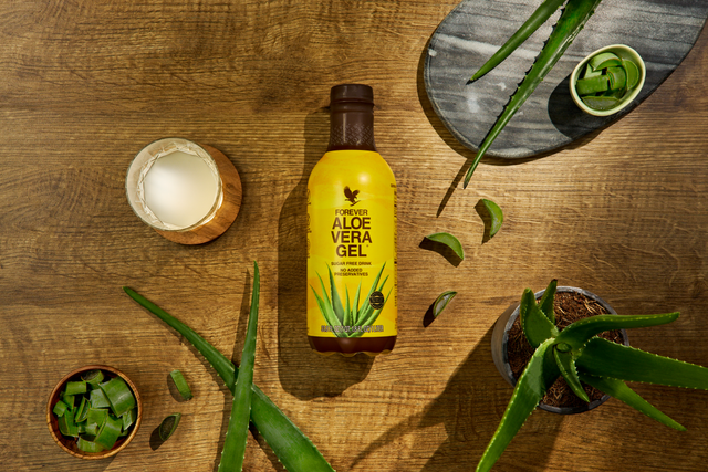 Aloe Vera Gel table and ingredients